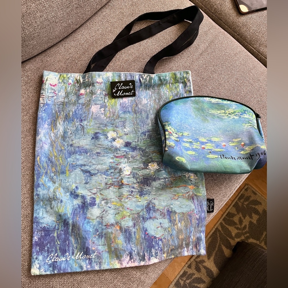 Claude Monet waterlilies tote bag and cosmetic bag set